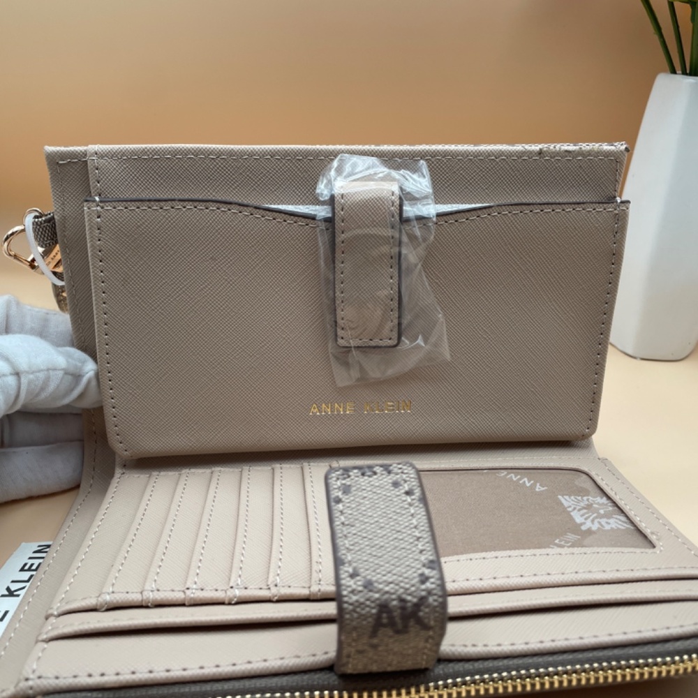 Anne Klein Logo Wristlet, Sesame Color, Full-Sized Wallet NWT - Picture 6 of 14